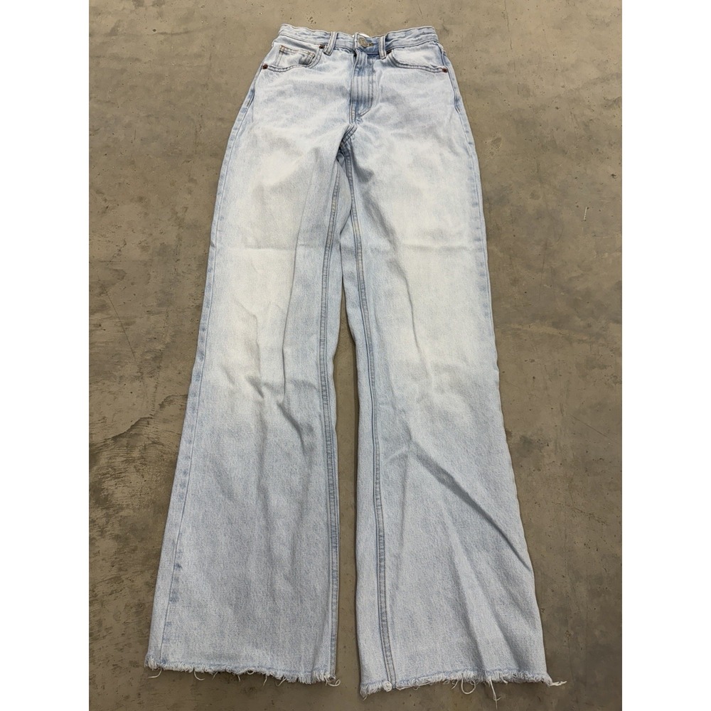 Zara Women's US 2 Light Wash Wide Leg Raw Hem Denim Blue Jeans Frayed Edge Pants